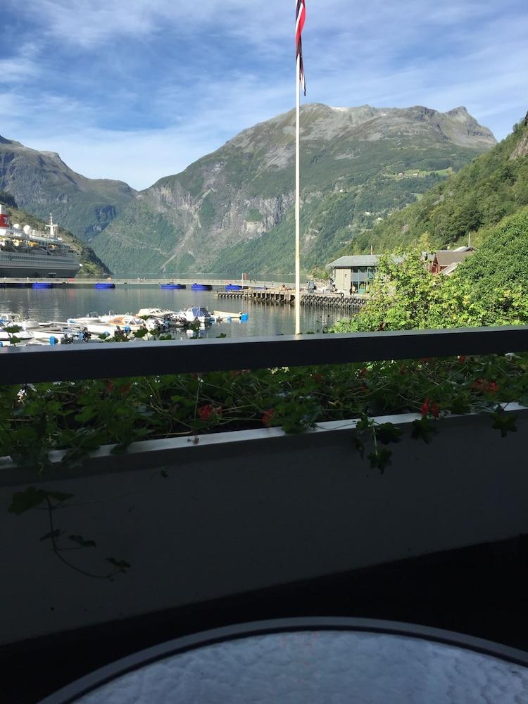 Havila Hotel Geiranger Exterior foto
